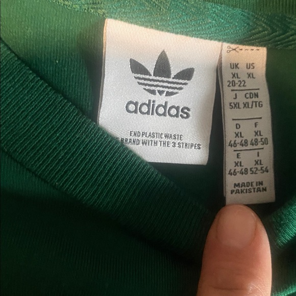 Adidas Green Tee with White Trefoil Logo - Picture 2 of 6
